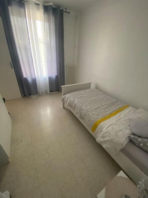 Appartement T4 A Deux Pas De La Gare St Charles Marsilya Dış mekan fotoğraf
