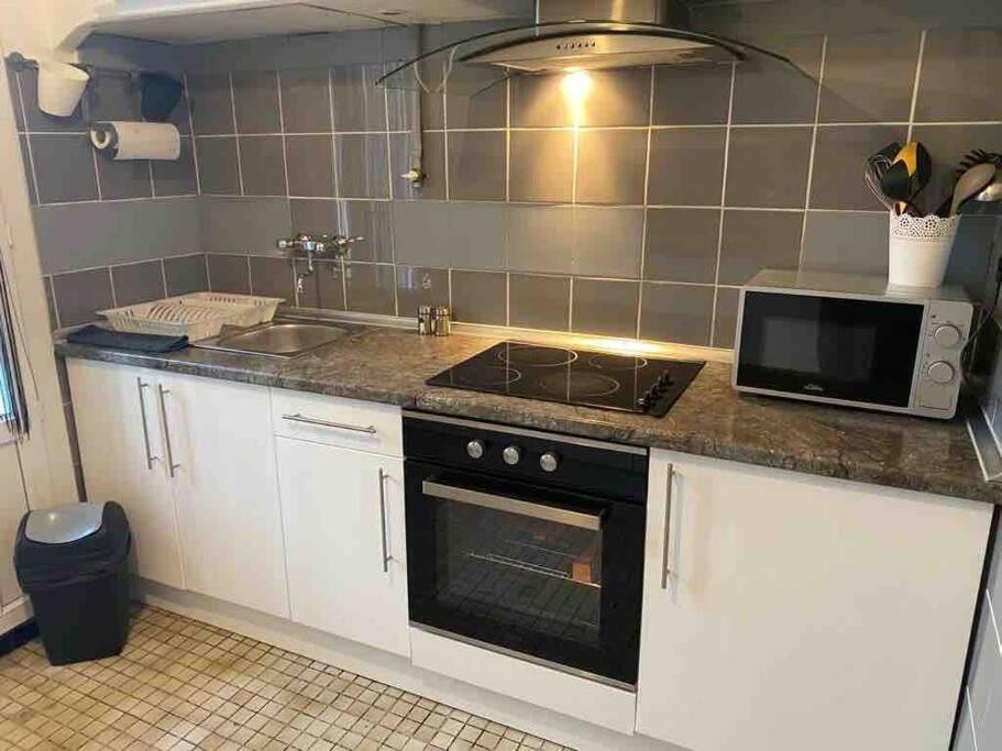 Appartement T4 A Deux Pas De La Gare St Charles Marsilya Dış mekan fotoğraf
