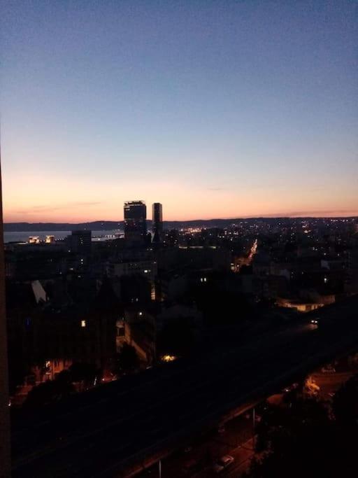 Appartement T4 A Deux Pas De La Gare St Charles Marsilya Dış mekan fotoğraf